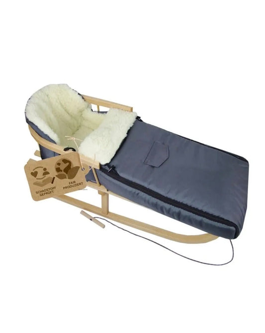 Bambiniwelt Holzschlitten mit Rückenlehne + Winterfußsack 108cm Lammwolle wasserabweisend Dunkelgrau Kombi-Set - SchneeFreude